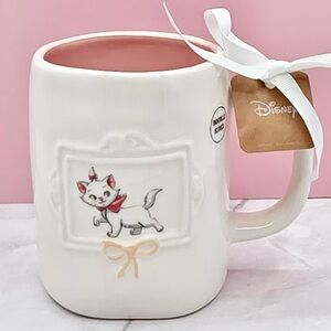 🎀 Rae Dunn Disney Aristocats Marie Mug 🎀